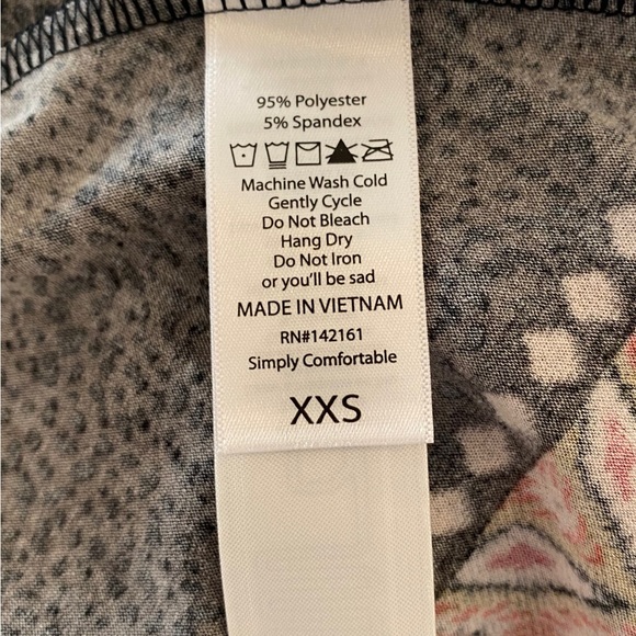 Lularoe Riley - Picture 4 of 5